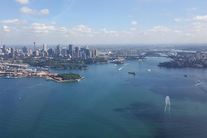 Autogyro flight 30-Minute Sydney Harbour and Olympic Park Helicopter Tour From: €212.86