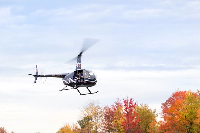 Couple’s Private Hudson Valley Fall Foliage Helicopter Tour from Westchester
