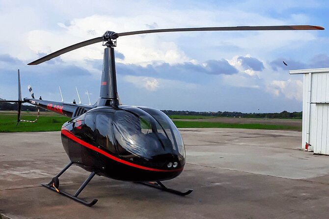 Autogyro flight Discover Anuradhapura by Helicopter From Ratmalana From: €1177.26