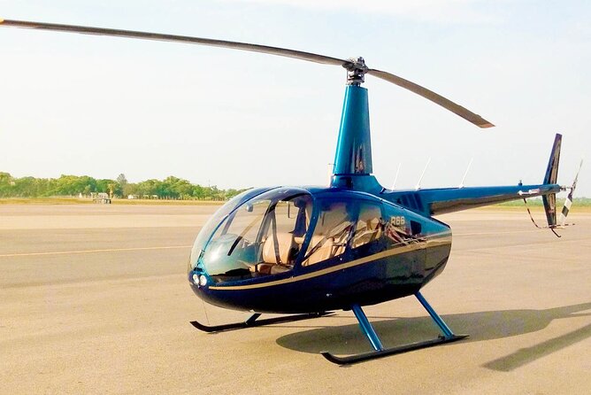 Autogyro flight Discover Sigiriya by Helicopter from Negombo From: €1368.38
