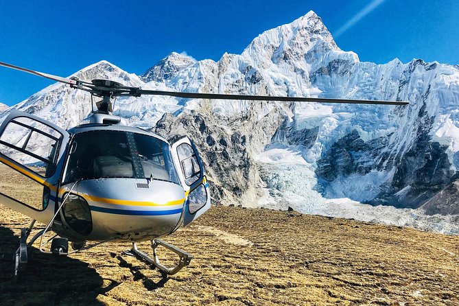 Autogyro flight Everest Experience with Overnight Stay at Hotel Everest View From: €3248.95