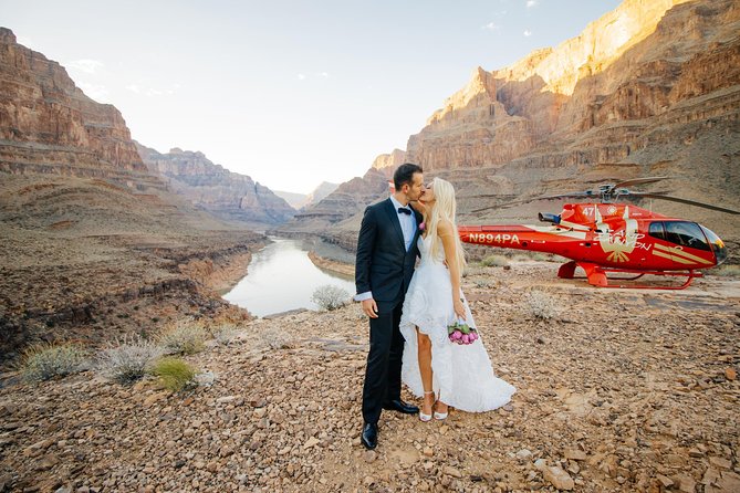 Autogyro flight Helicopter Wedding Ceremony: The Grand Canyon From: €4776.91