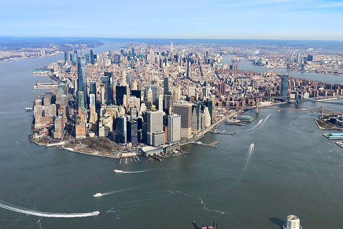 Autogyro flight The Big Apple Helicopter Tour of New York City (17-20 Minutes) From: €257.05