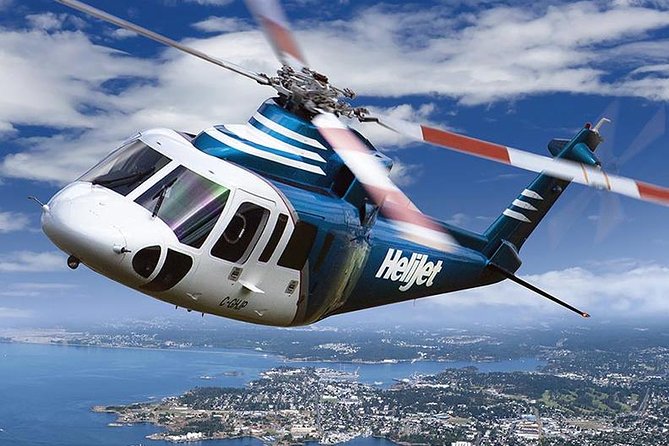 Autogyro flight Victoria Excursion from Vancouver by Helicopter and Sea Plane From: €530.52
