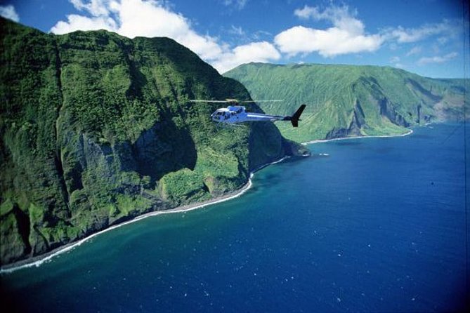 Autogyro flight West Maui and Molokai Special 45-Minute Helicopter Tour From: €264.38